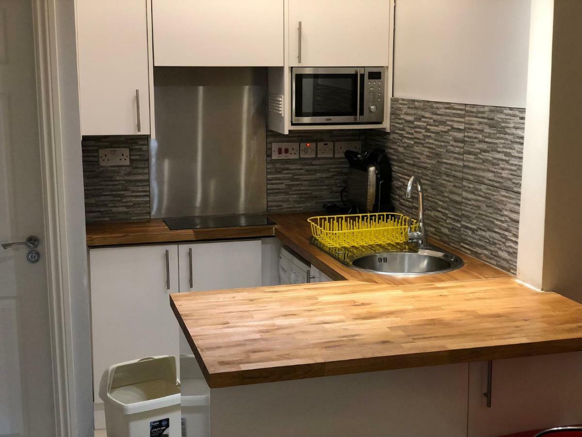 Chic And Comfortable Flat In London, Wimbledon * London