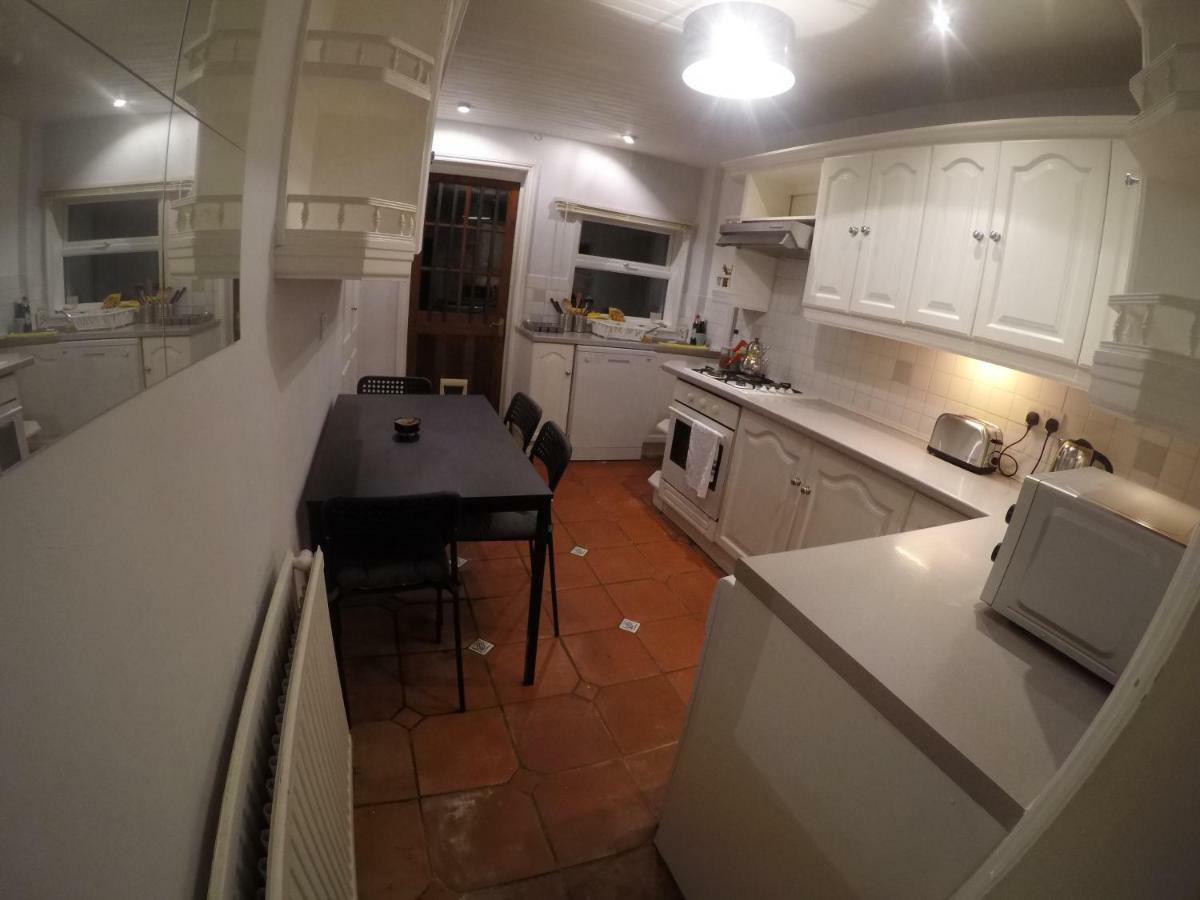 Huge Double Near * Londen