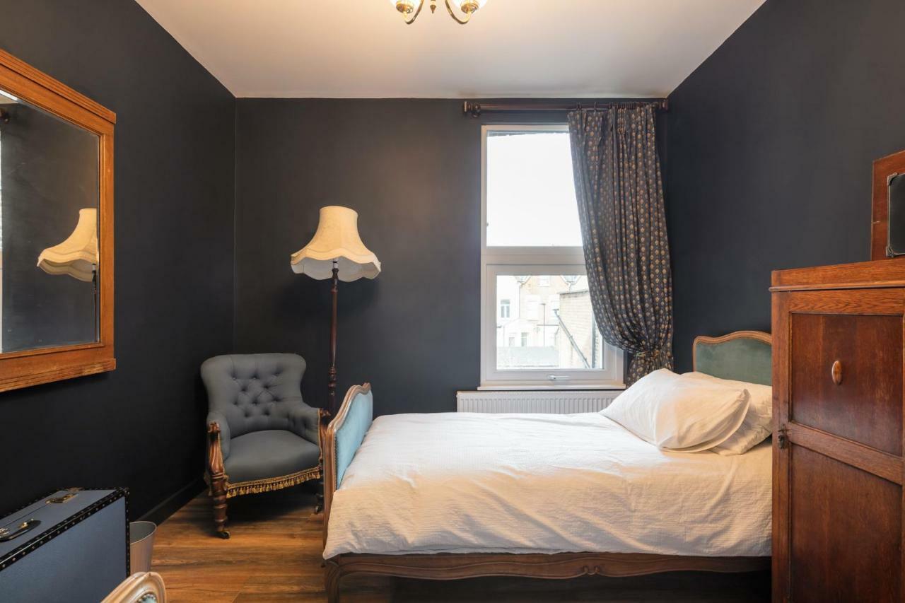 Appartement Courcy Road - 7 Bedroom - Sleeps Up To 22