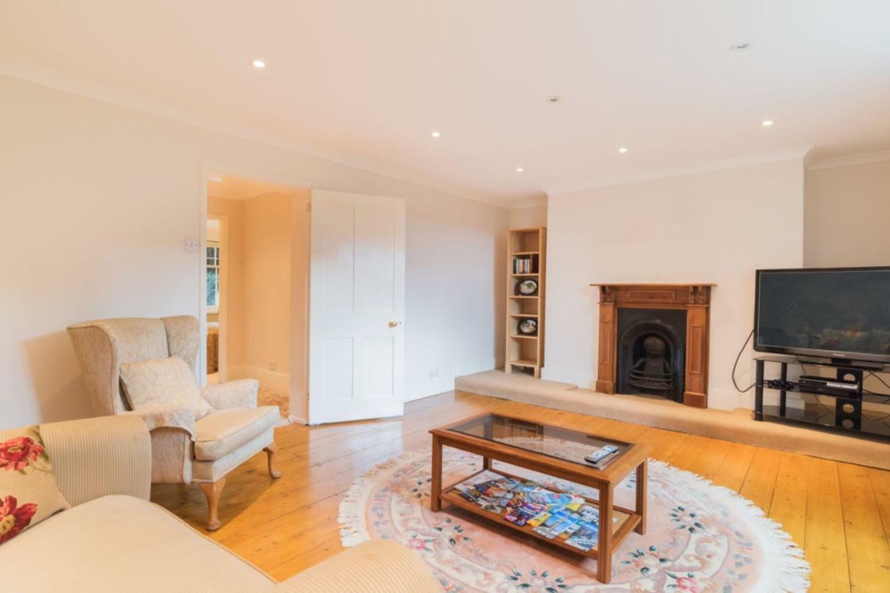 Guest house Shooters Hill Aparts *