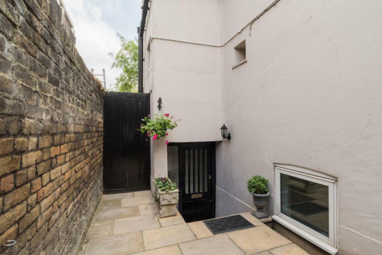 Guest house Shooters Hill Aparts