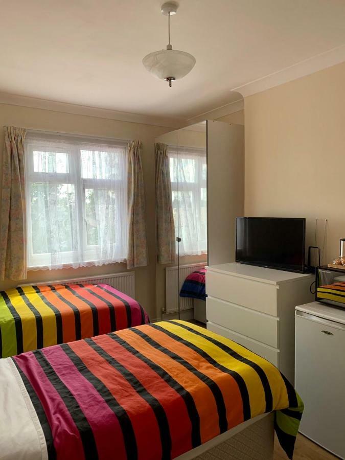 Gladstone Guest house London