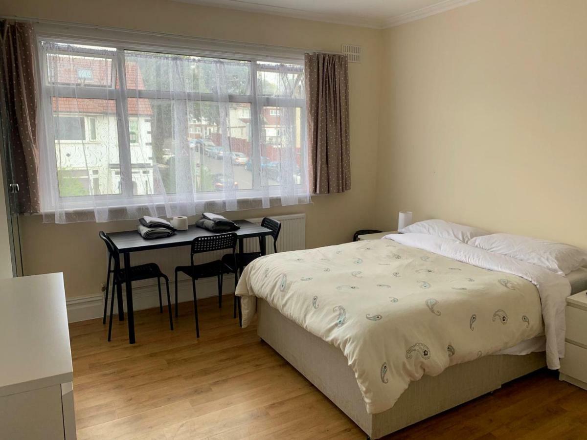 Gladstone 3* London