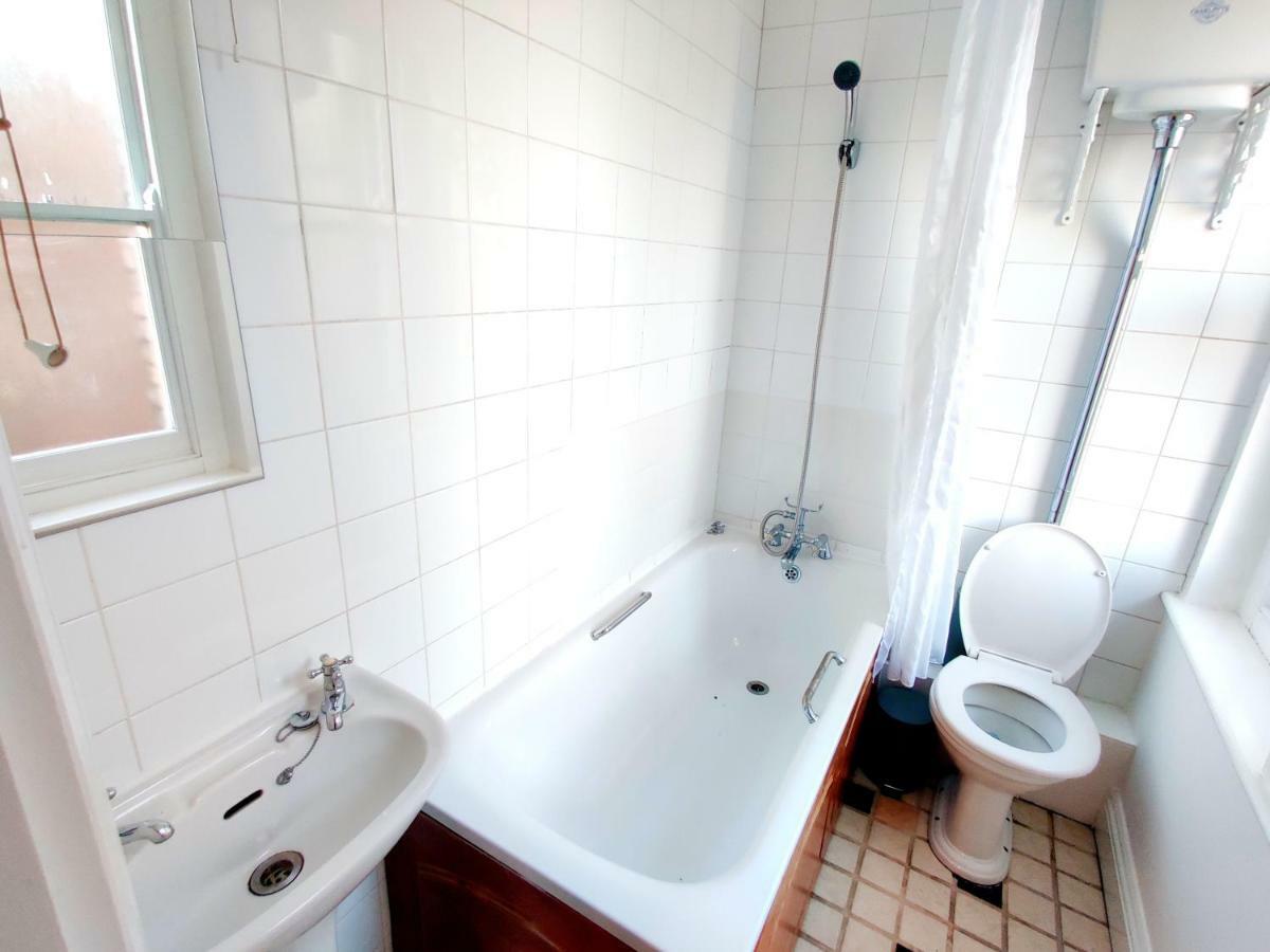 Brick Lane 1 Bedroom Near To Liverpool St Londen
