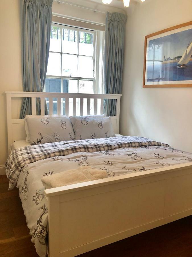 Stylish In Victoria Apartamento