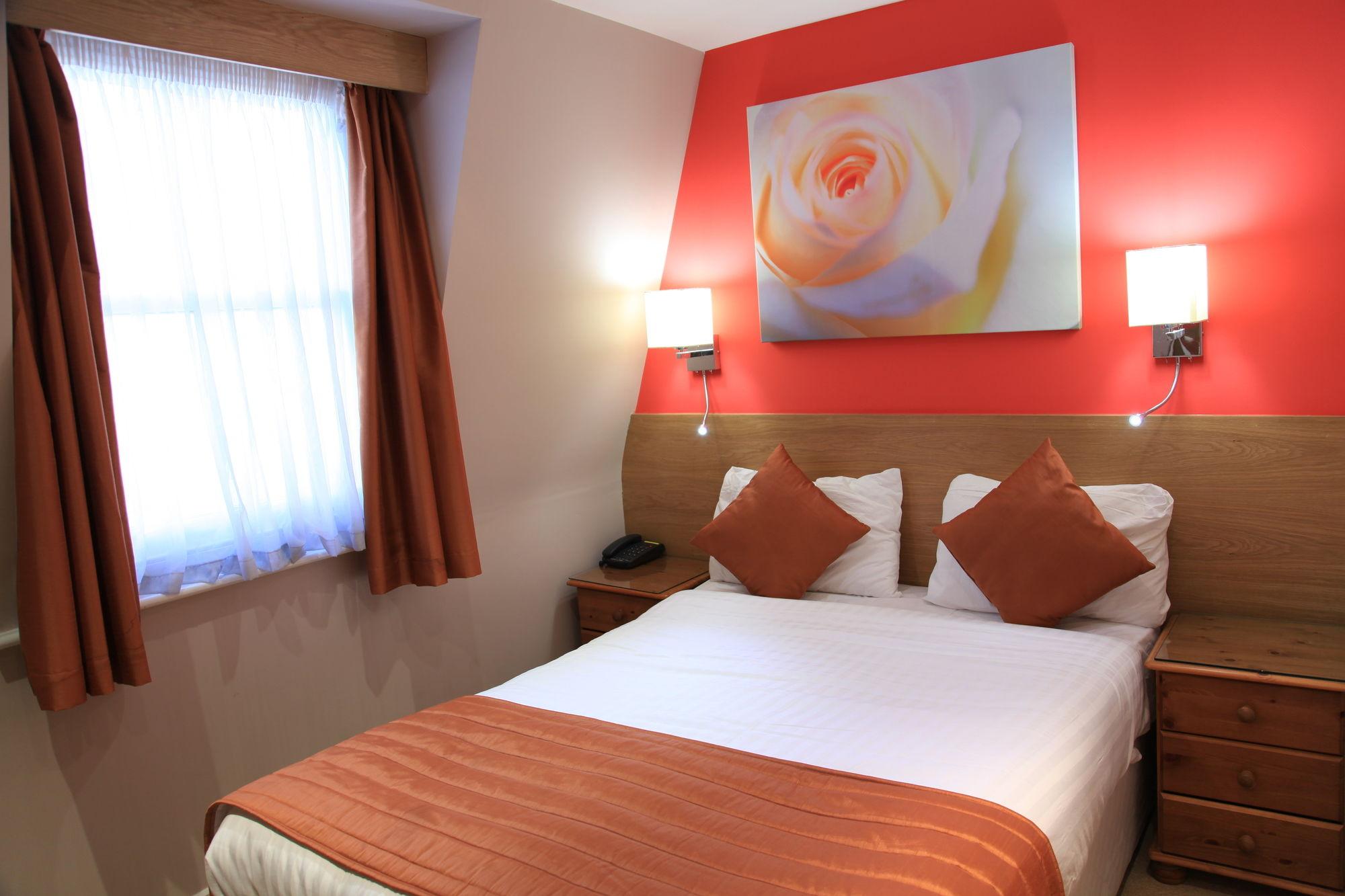 Hotel Sheriff London
