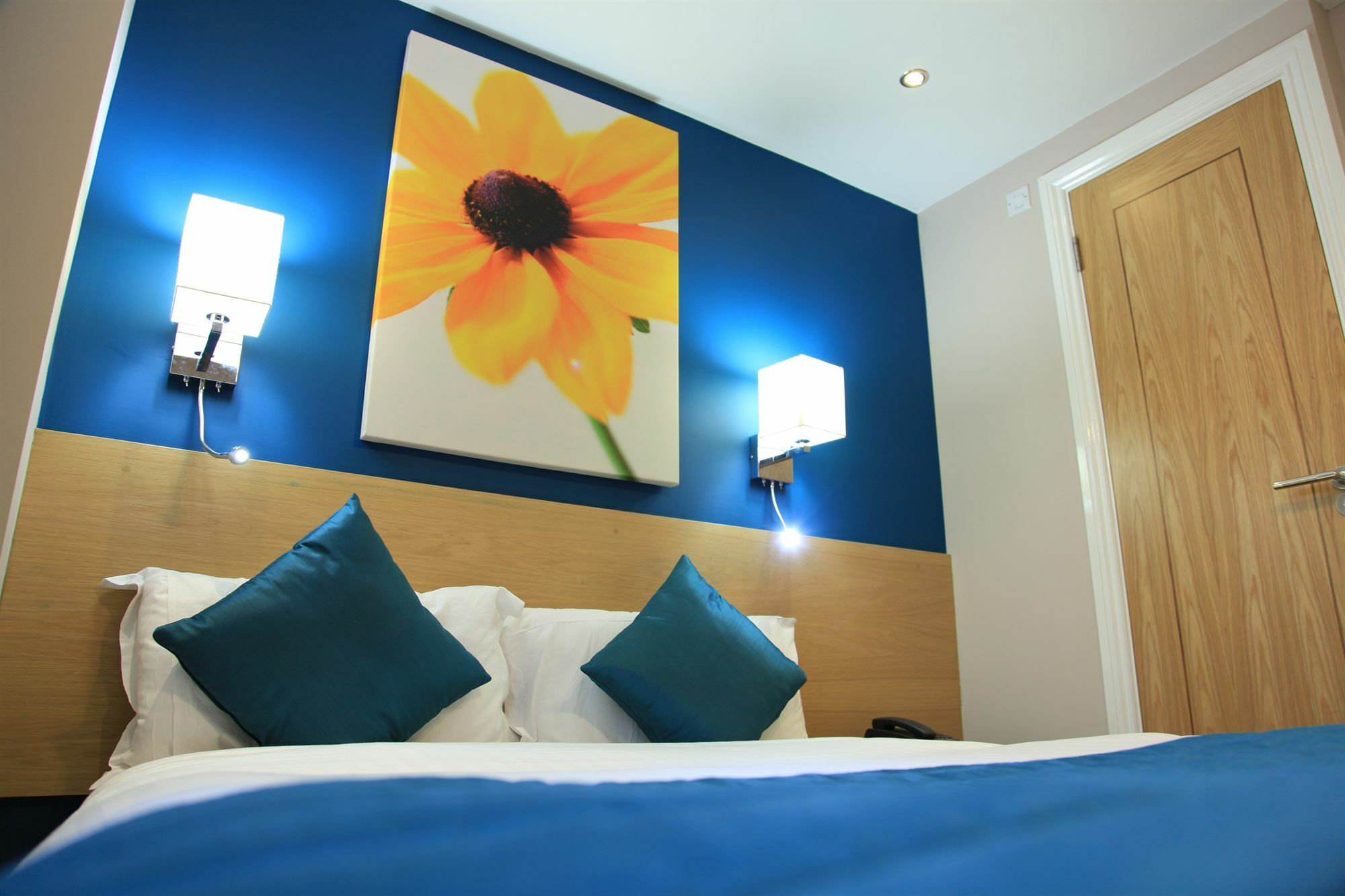 Sheriff Hotel London