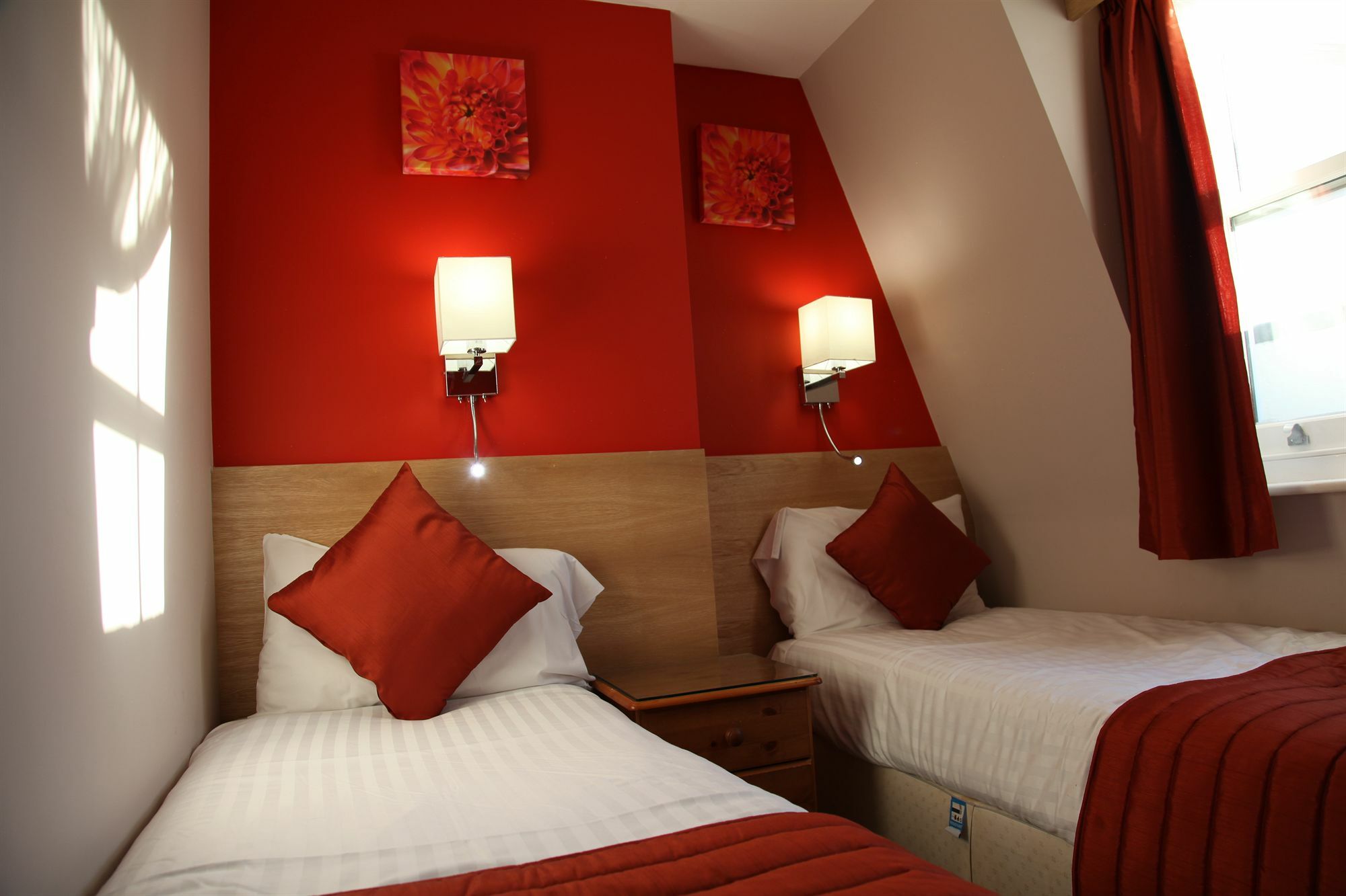 Sheriff Hotel 3*