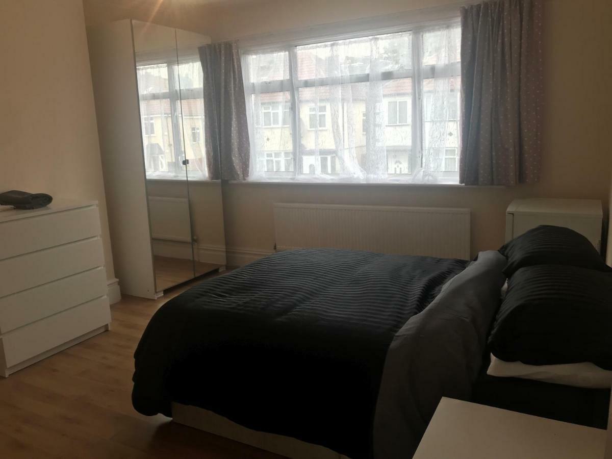 Gladstone 3* London