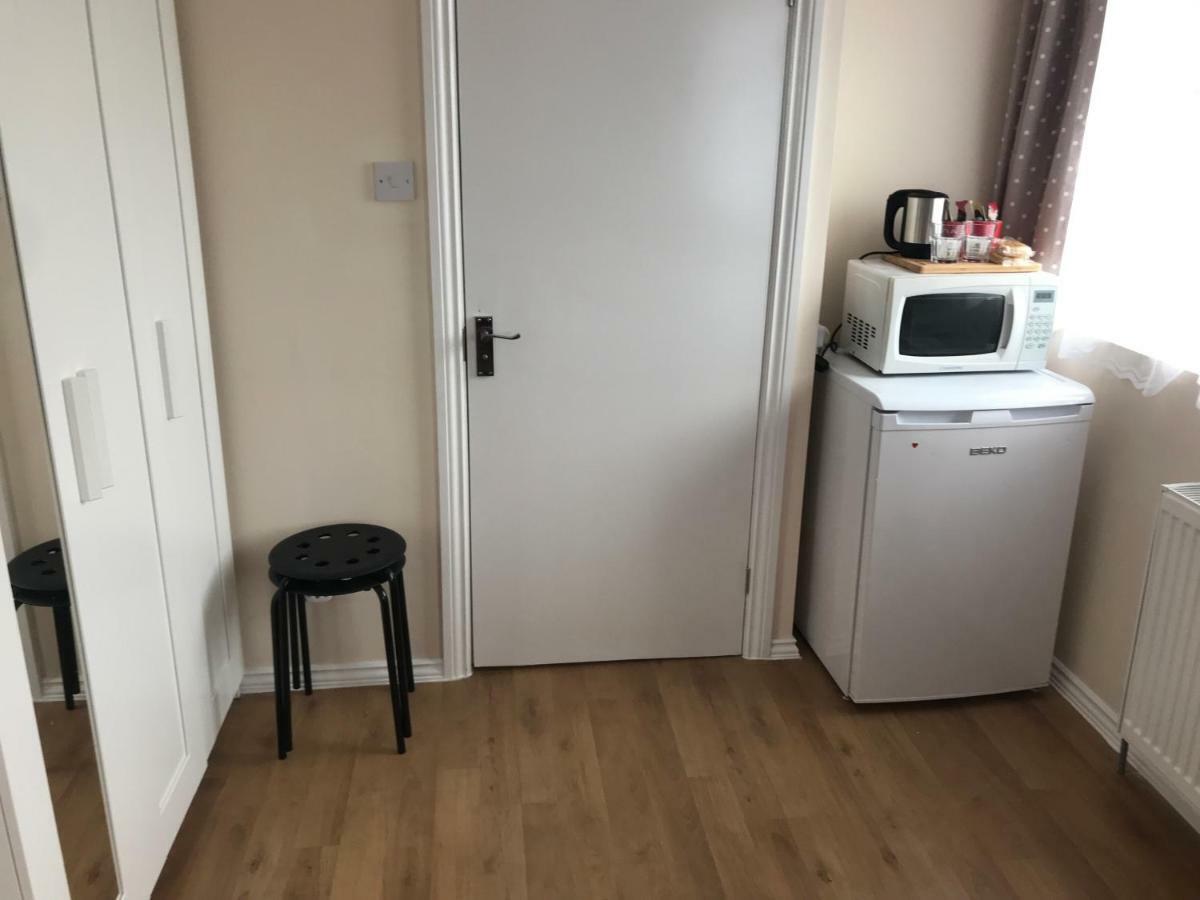 Gladstone Guest house 3*