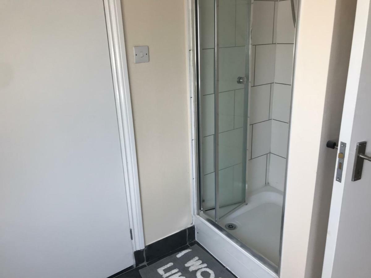 Guest house Gladstone 3*