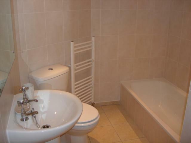 Tottenham - Good For Centre Free Parking And Contractors And Relocators Apartment London