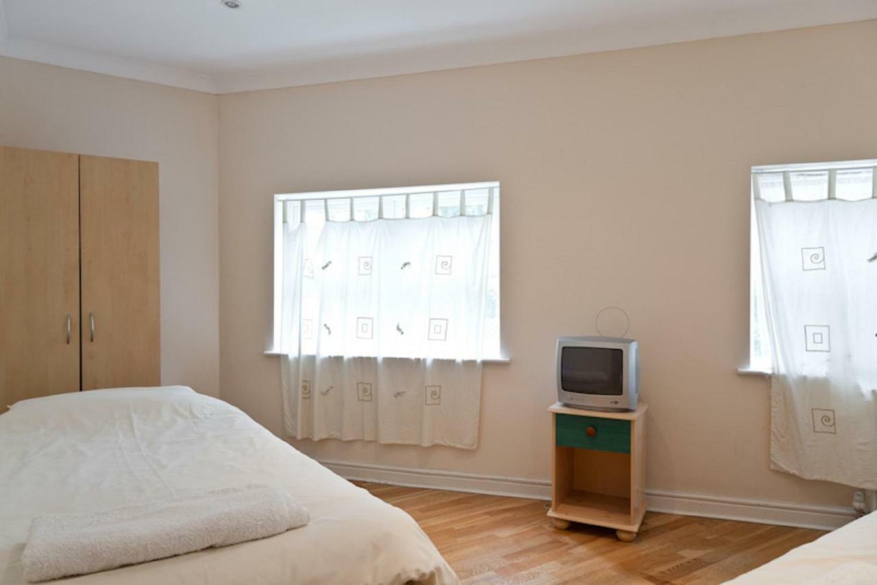 Apartment Tottenham - Good For Centre Free Parking And Contractors And Relocators London