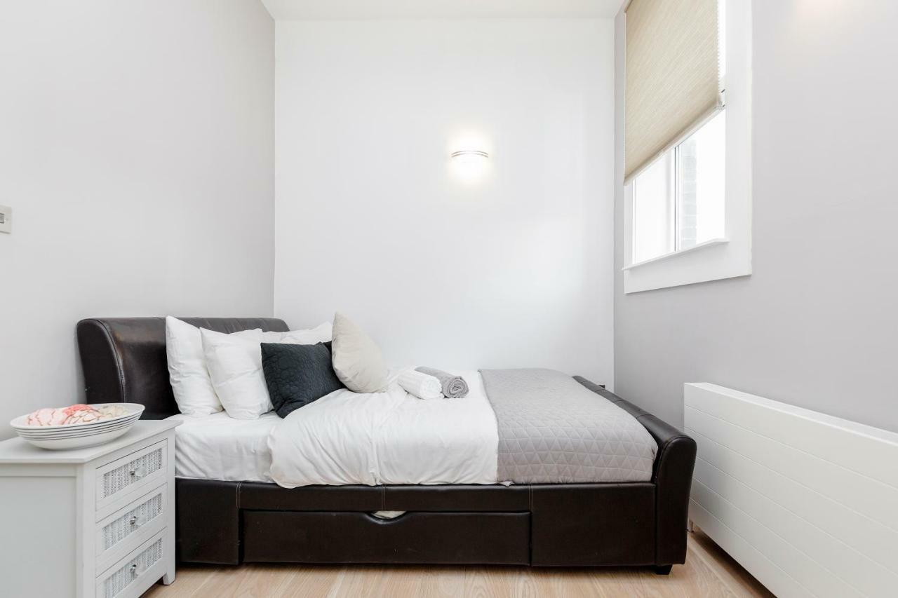 Wandsworth Terrace Apartment *