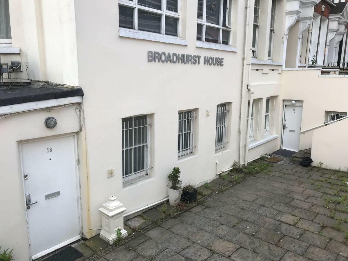 Luxury Finchley Rd Apartments London