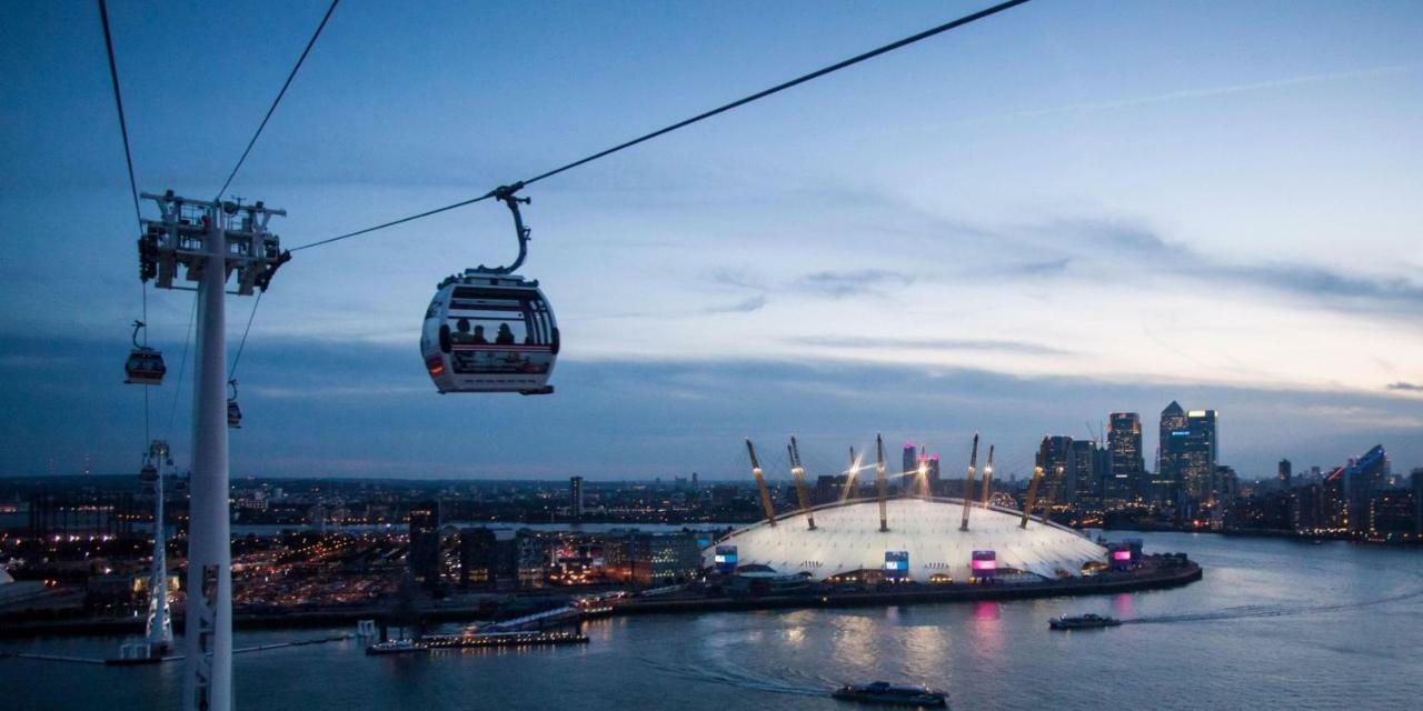 Bright & Comfy In Canary Wharf O2 Excel * Londen