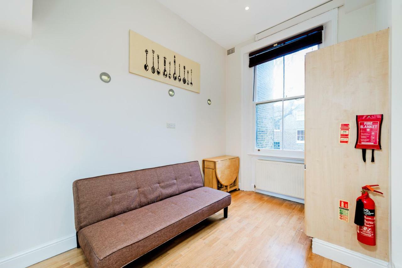 Urban Notting Hill Apartment