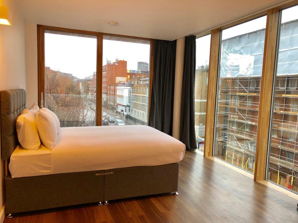 Apartment Stylish Apartments In Victoria & Westminster London