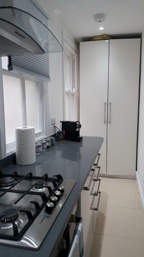 Luxury Finchley Rd Apartments London