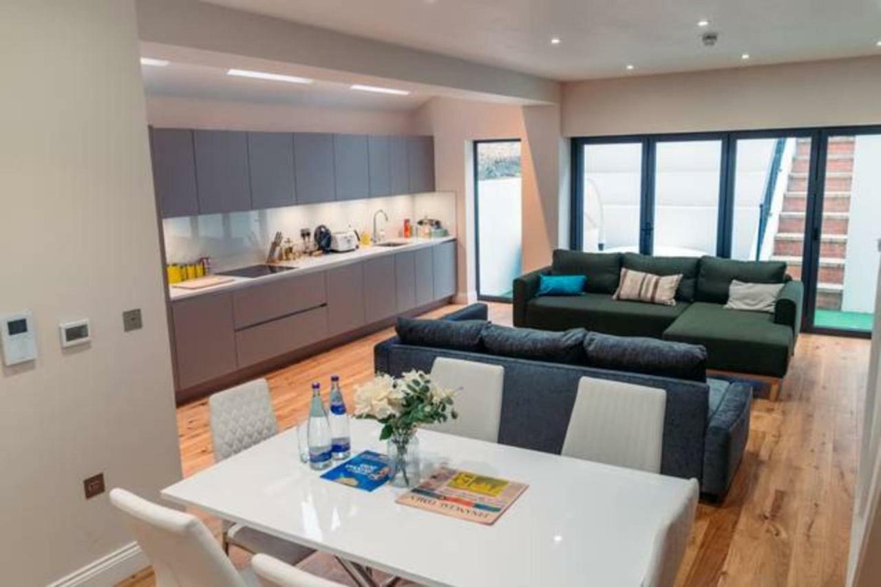 Flat 2, Cromwell Road 3 Bedroom * London