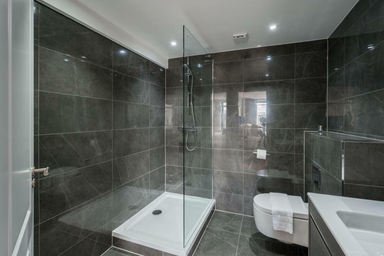 The Carlyle - Stunning Serviced *