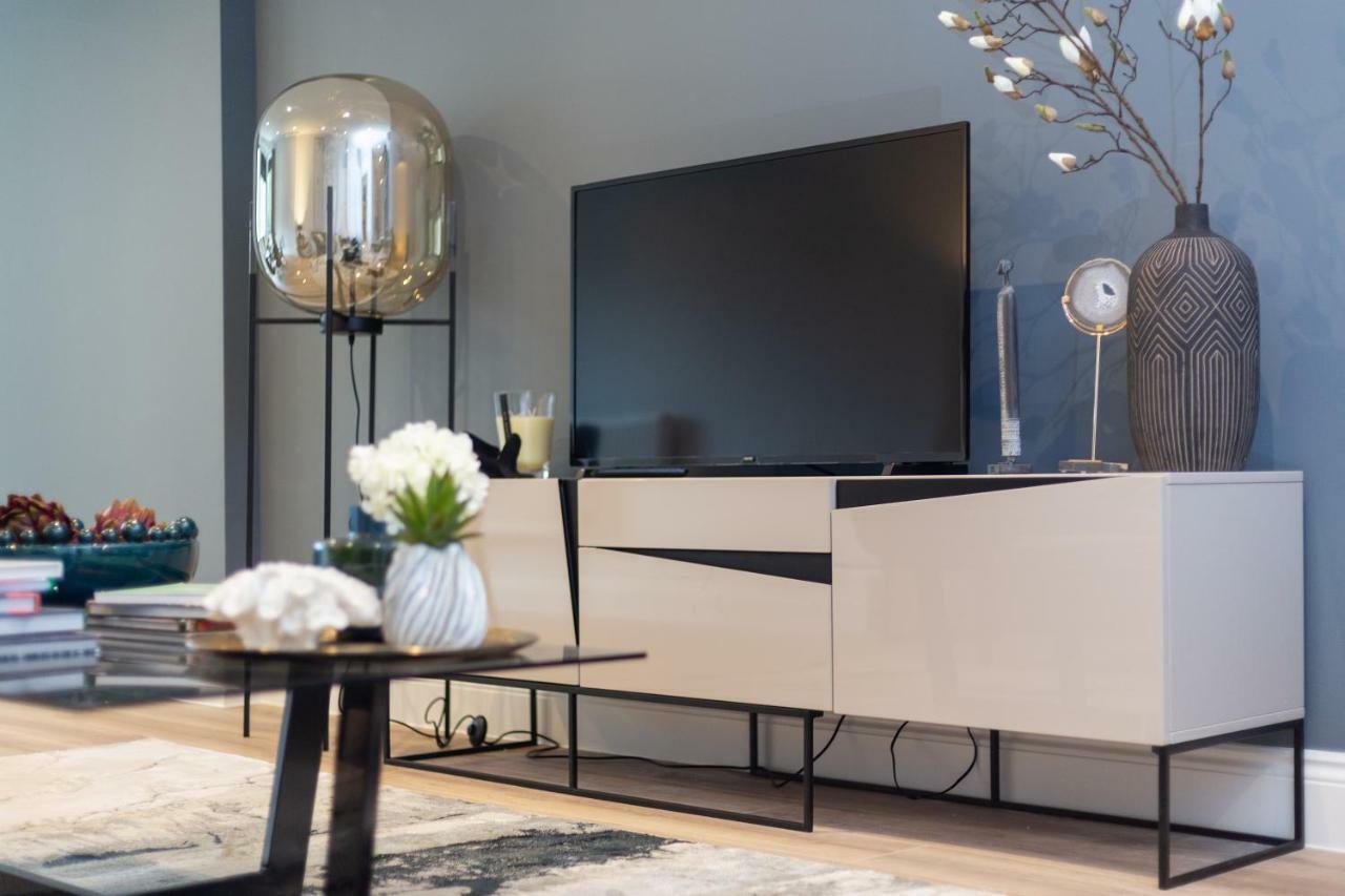 The Carlyle - Stunning Serviced Appartement