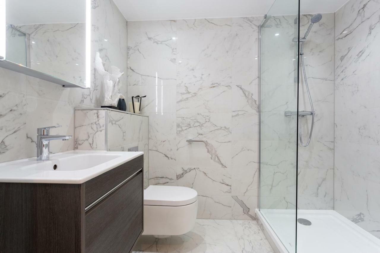 The Carlyle - Stunning Serviced *