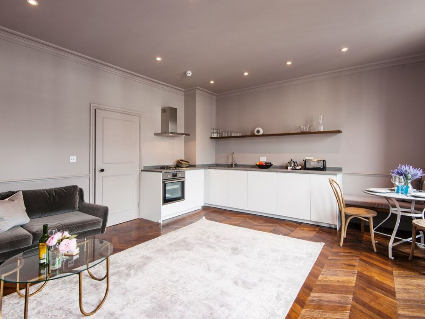 The Cleveland Arms Apartment *