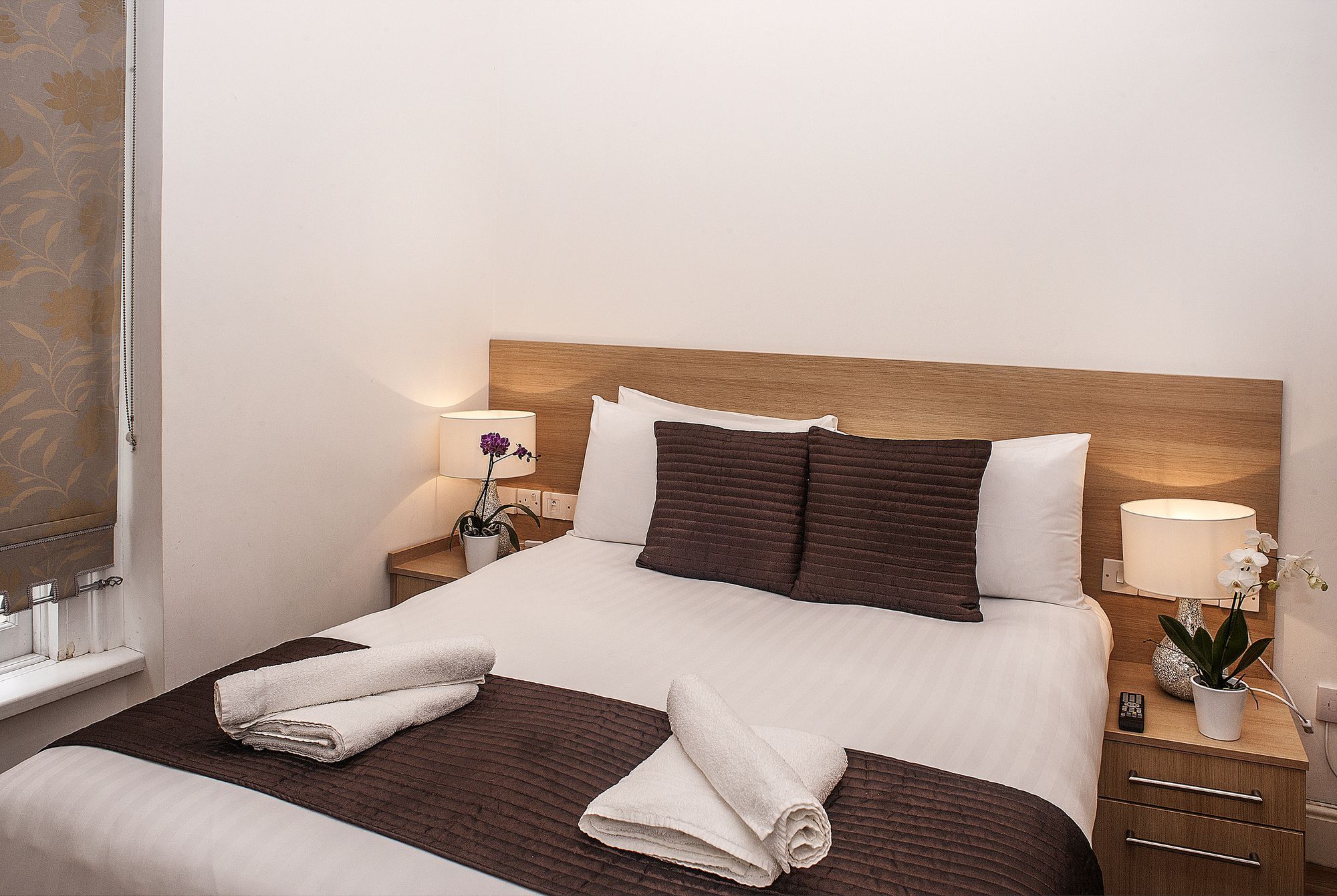 Aparthotel Nox - Kensington 4*