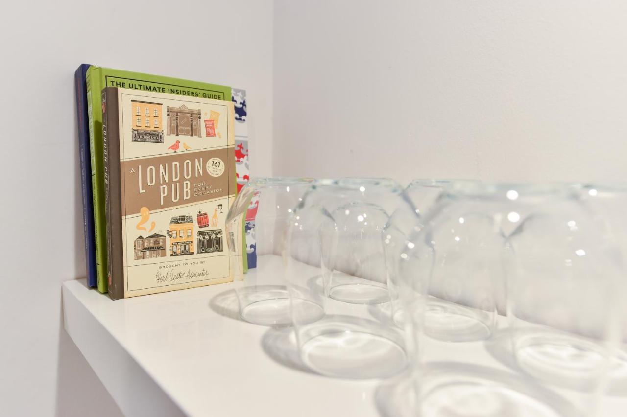 Apartamento Minimalist Studio With Balcony In Kensington, Sleeps 4 *