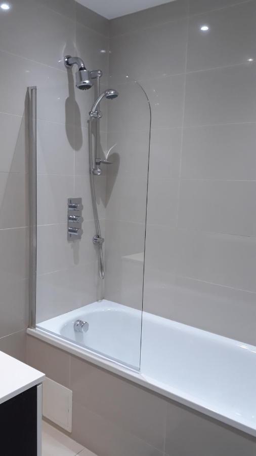 Apartment Luxury Finchley Rd Apartments London