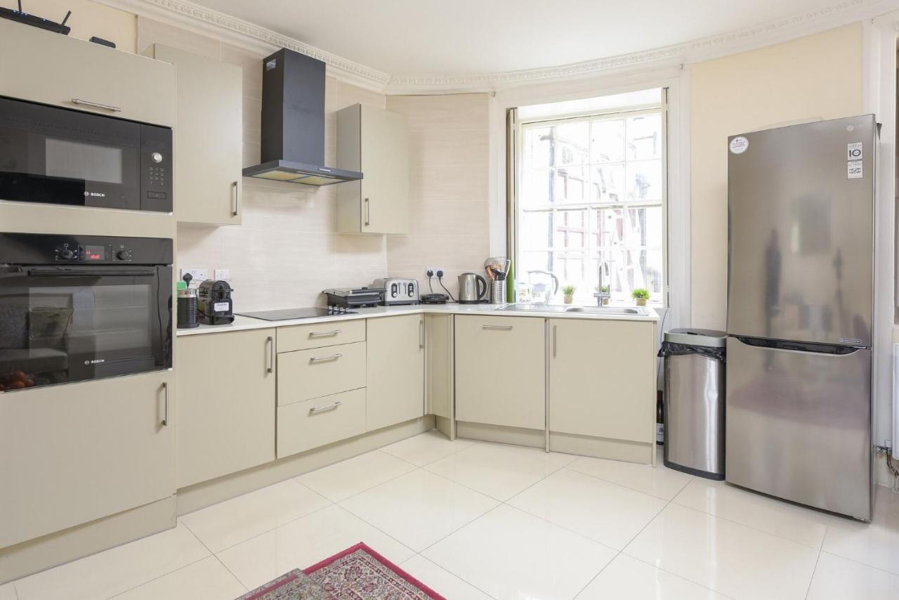 Central London Rooms Bed and breakfast