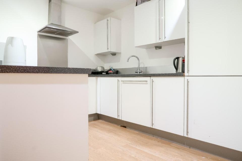 Latitude Court Homestay London