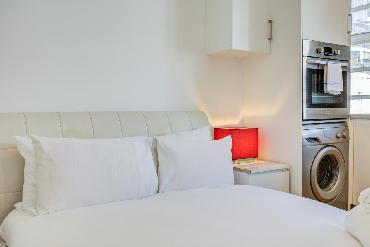 Apartment 14 Bouverie Place London