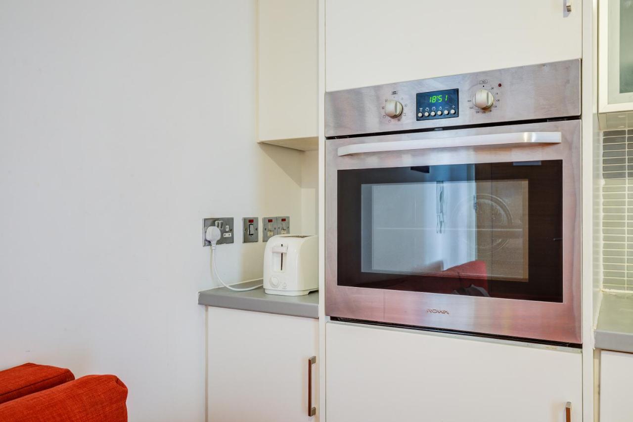 14 Bouverie Place Appartement Londen