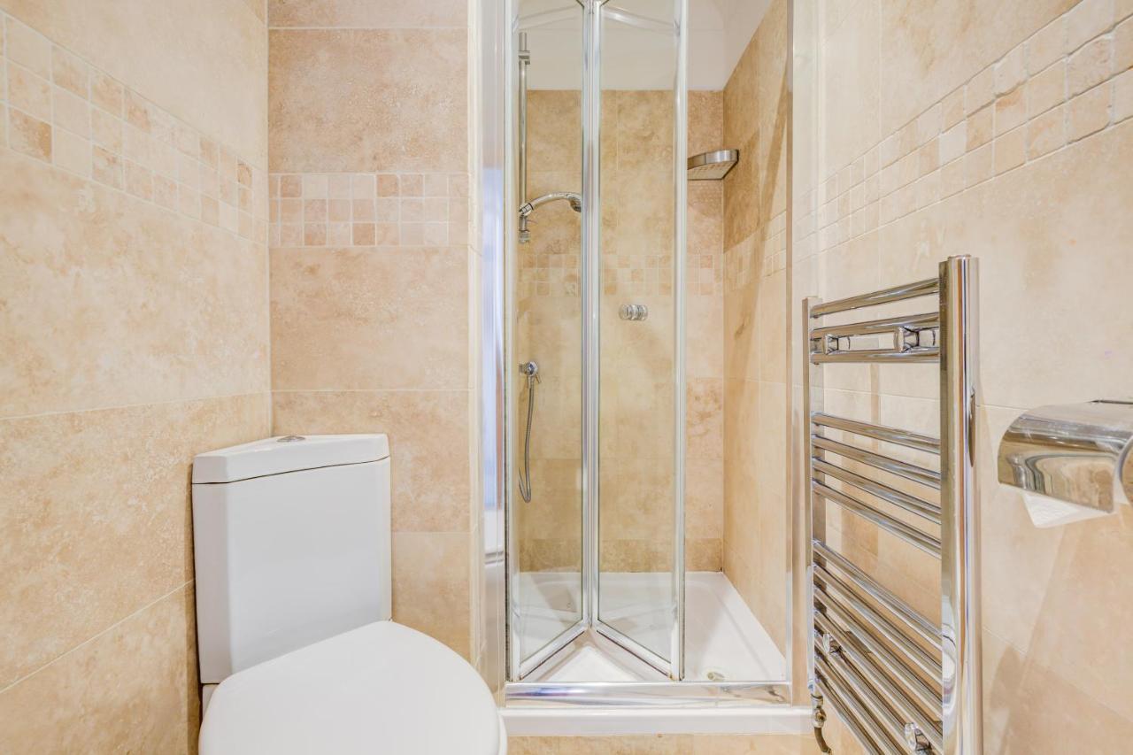 14 Bouverie Place Apartment *