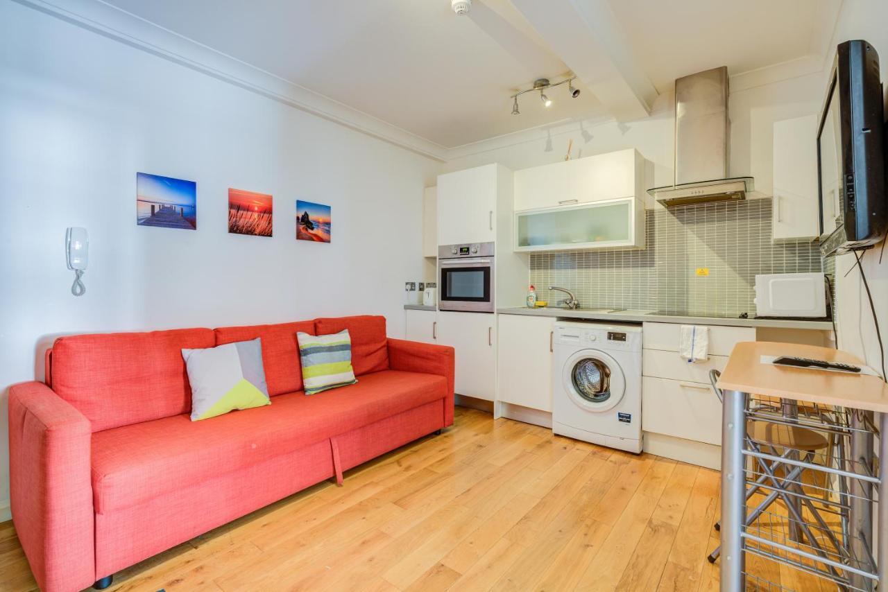 14 Bouverie Place * London