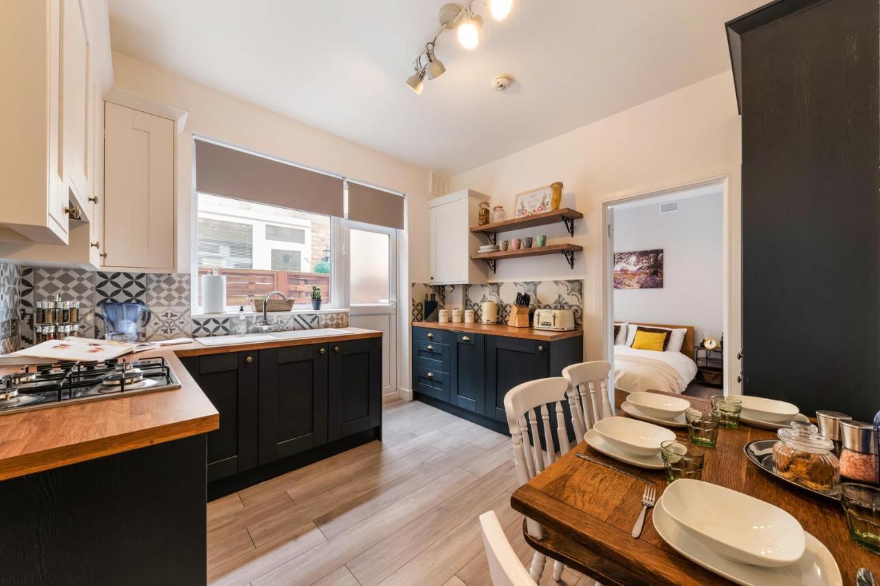 Lovely Modern - Fast 100mbps Wifi - Netflix Appartement Londen