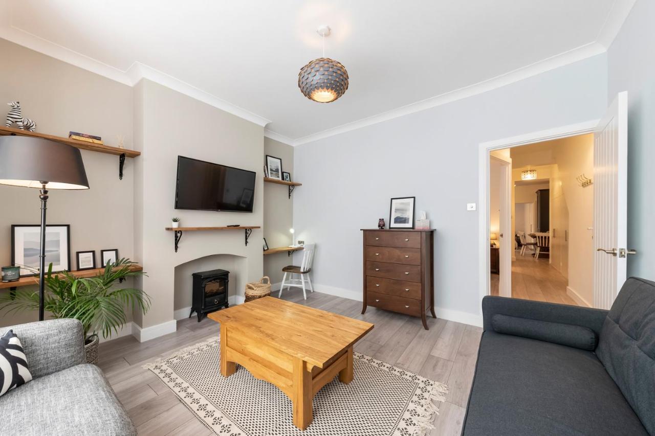 Appartement Lovely Modern - Fast 100mbps Wifi - Netflix *