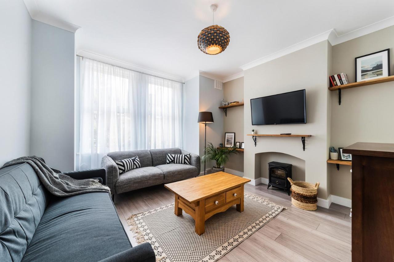 Appartement Lovely Modern - Fast 100mbps Wifi - Netflix