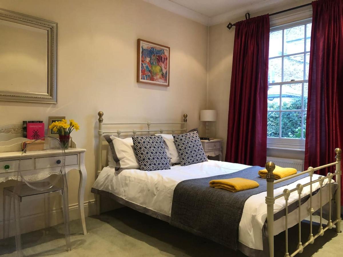 Luxury Central 3 Bedroom Family House Сasa de vacaciones