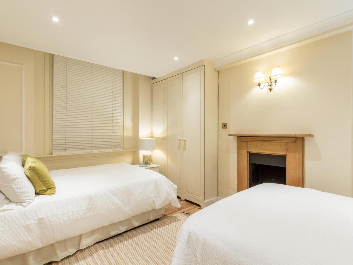 Comfortable One Bed In Central * Londen
