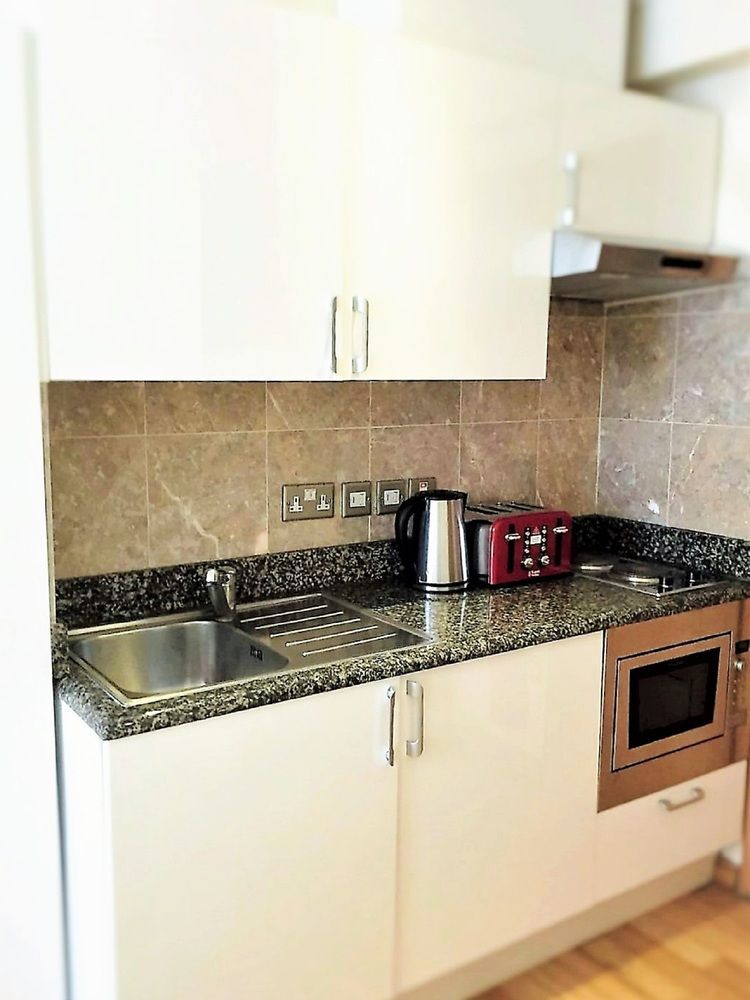 Hyde Park Superior Apartment *