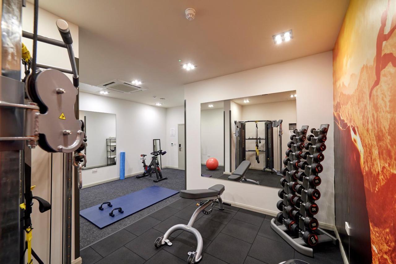 Hotel The - Putney London