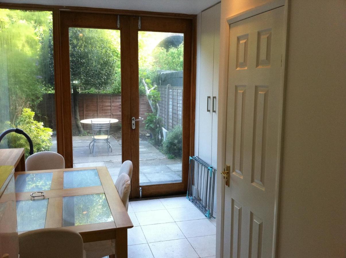 Arsenal 123 Close To Emirates Stadium Direct Eurostar Heathrow-3 Here Londen