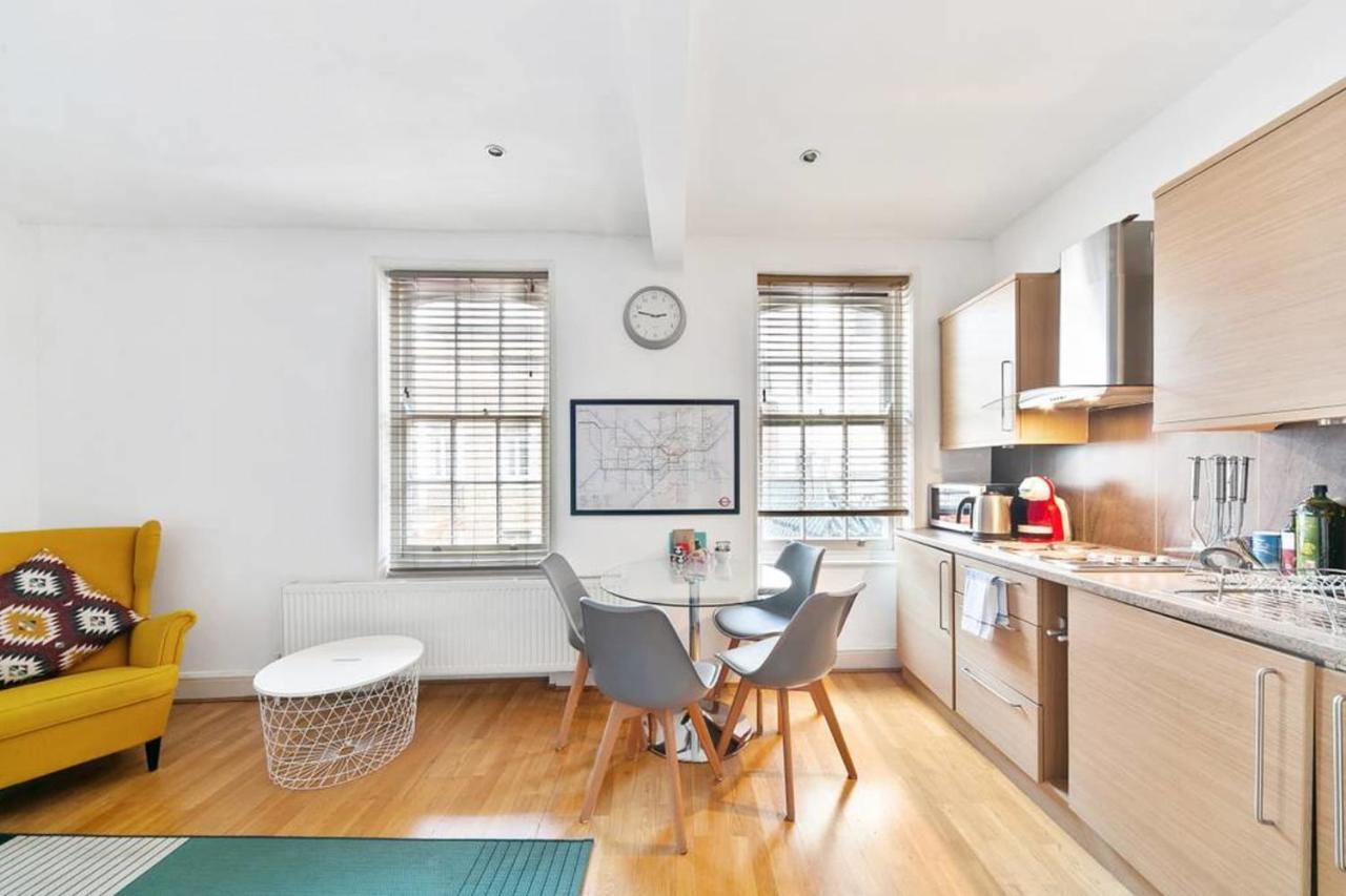 Chic & Contemporary 2 Bed Flat Sleeps 6 In Soho *