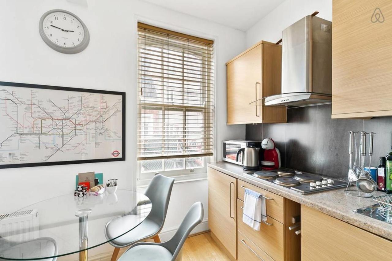 Chic & Contemporary 2 Bed Flat Sleeps 6 In Soho Apartment