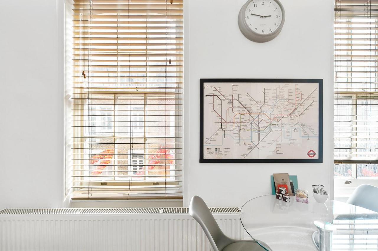 Chic & Contemporary 2 Bed Flat Sleeps 6 In Soho Apartment *