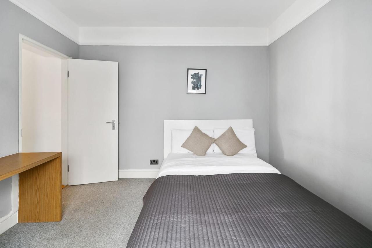 Apartment Chic & Contemporary 2 Bed Flat Sleeps 6 In Soho *