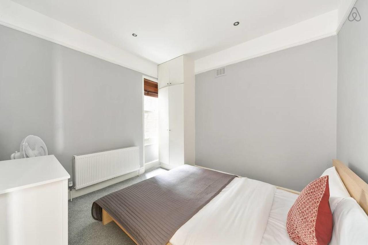 Chic & Contemporary 2 Bed Flat Sleeps 6 In Soho London